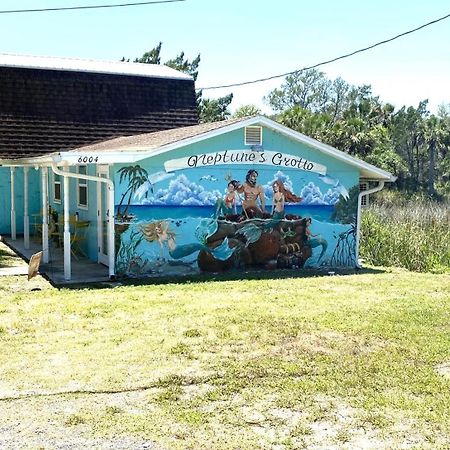 Neptune'S Grotto Old Florida Adventure Retreat Hotel Spring Hill Exterior photo