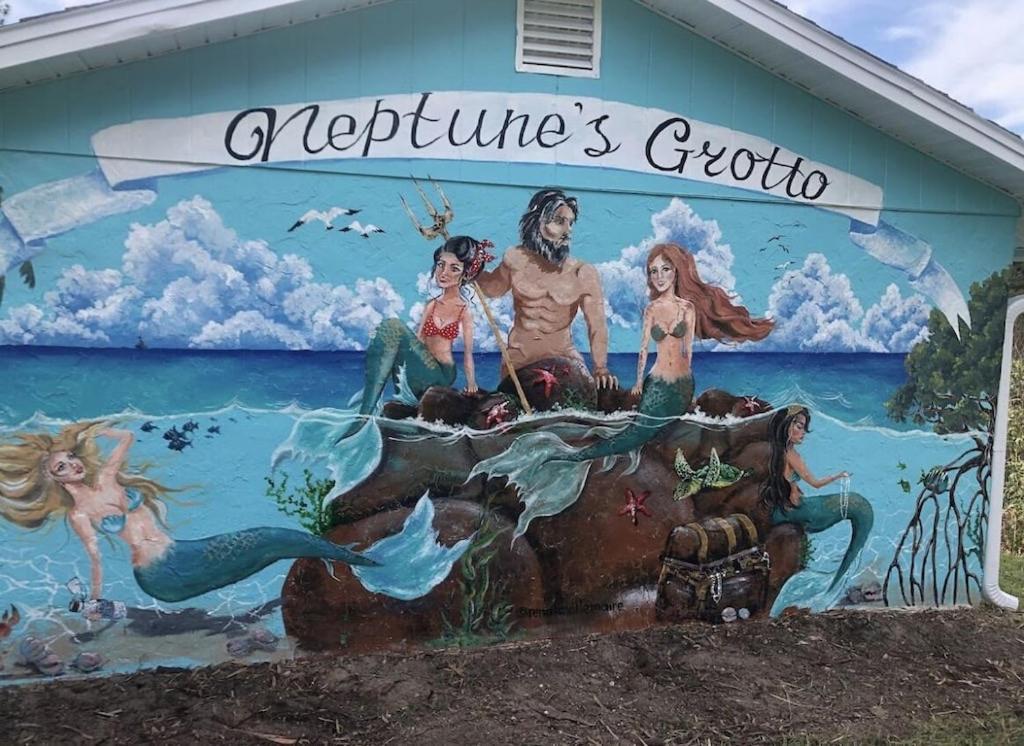 Neptune'S Grotto Old Florida Adventure Retreat Hotel Spring Hill Exterior photo